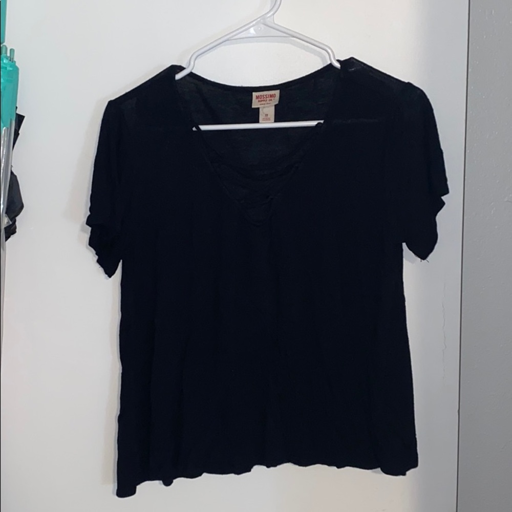 Black tshirt
